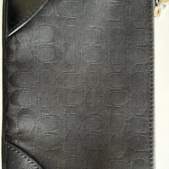 BLACK Coach Monogram Wristlet - Picture 4 of 4